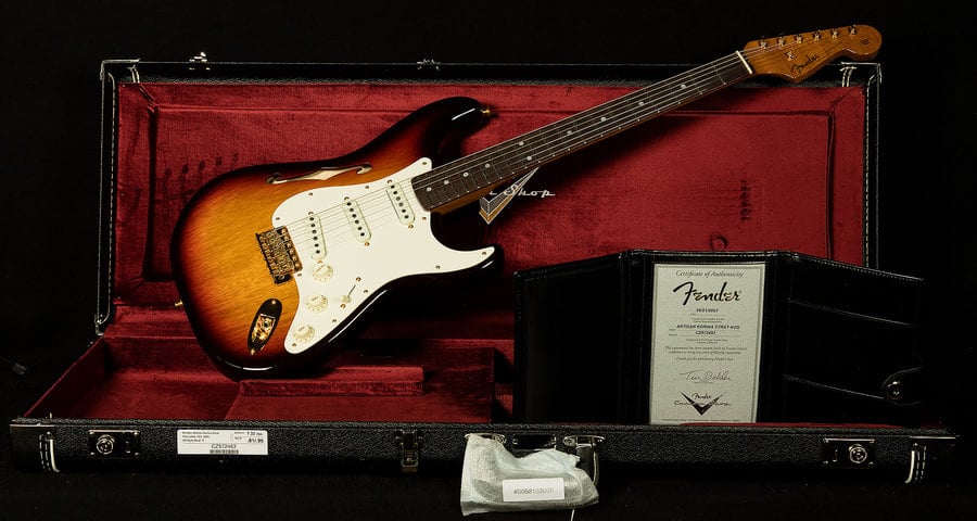 Fender Artisan Korina Stratocaster