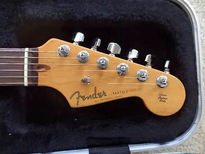 Special Edition stratocaster Headstock front