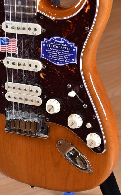 American Deluxe Stratocaster HSS S-1