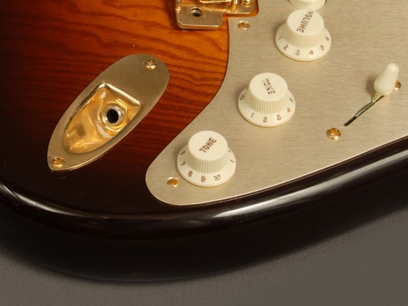 Artisan Tamo Ash Stratocaster knobs