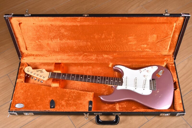 65 AVRI Stratocaster Case