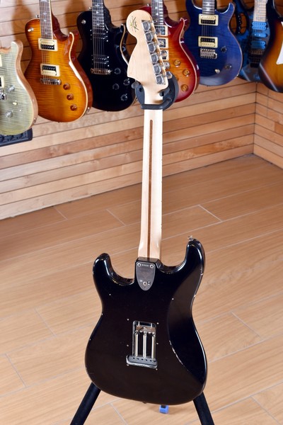 LTD - Q2 Limited 1970 Stratocaster Relic back