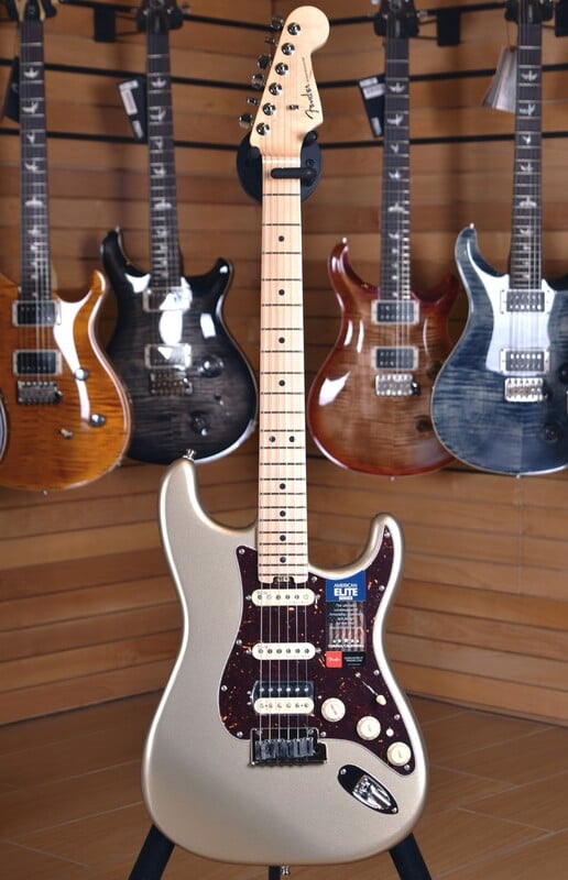 American Elite Stratocaster HSS front