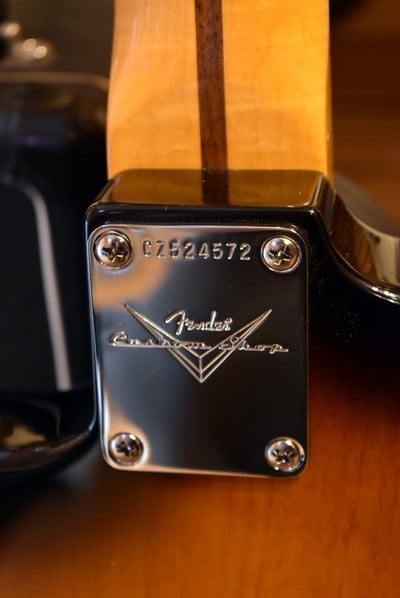 American Custom Stratocaster (2015 model) neck plate