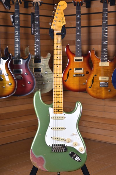 Limited Edition Relic '64 Special Strat 