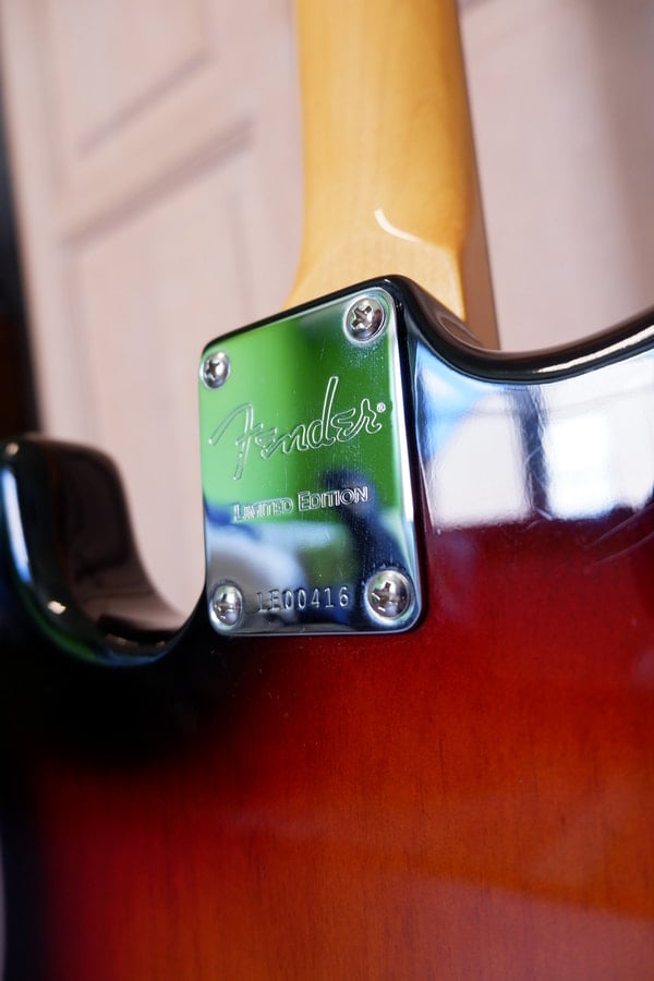 2009 57 62 Stratocaster neck plate