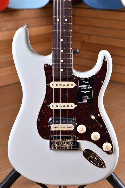 American Professional II Stratocaster HSS Rosewood Neck