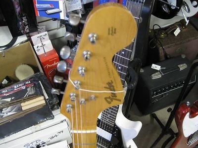 MIJ 68's Stratocaster headstock