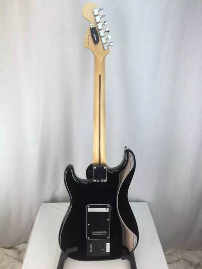 Fender Fishman TriplePlay Stratocaster HSS back