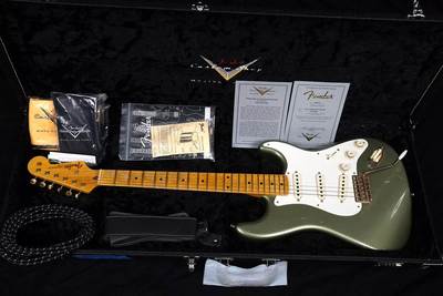 Todd Krause Master Design 1950s Relic Stratocaster with case