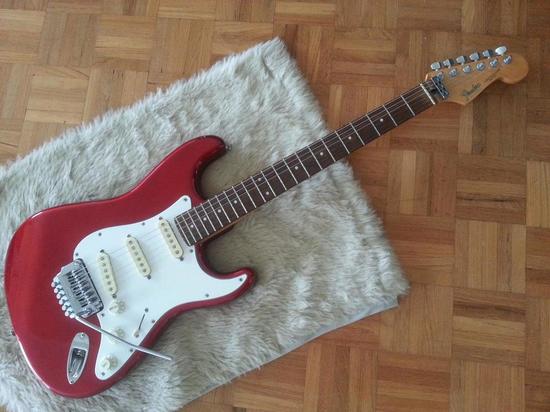 Fender Standard Stratocaster MIJ, prima versione (27-4300)