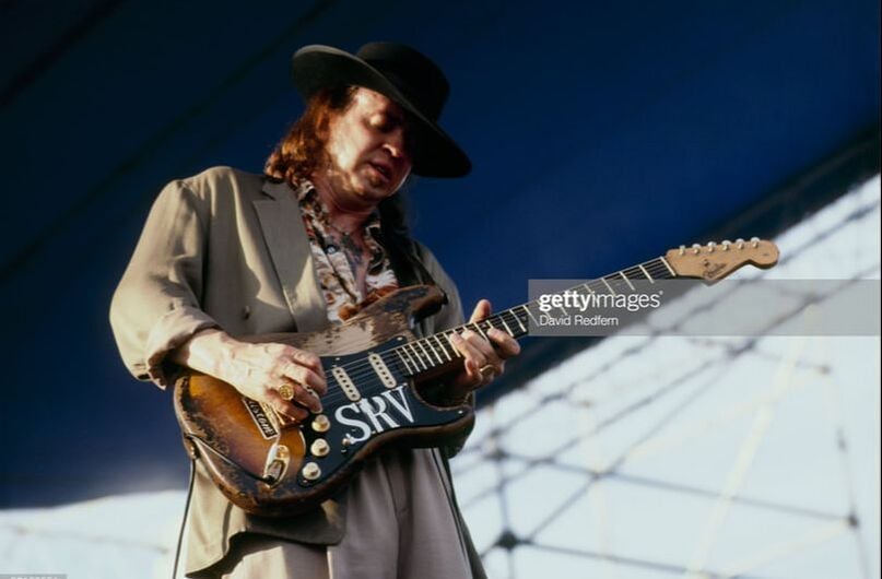 May 6, 1990: New Orleans Jazz and Heritage Festival in New Orleans, Louisiana in. (Photo by David Redfern/Redferns) Renè Martinez said that is not the original neck (this is the one that will be damaged at the Garden State Art Center on July 9, 1990). 1-Ply black pickguard with large white 
