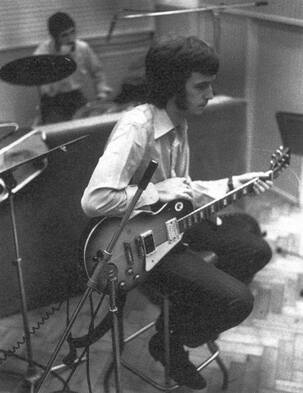 Eric Clapton with his 1960 Les Paul Standard