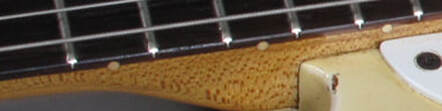 I side markers delle Fender degli anni '60s Fender erano posizionati esattamente a metà tra manico e tastiera