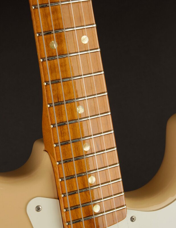 Roasted Pine DLX stratocaster Fretboard Dots