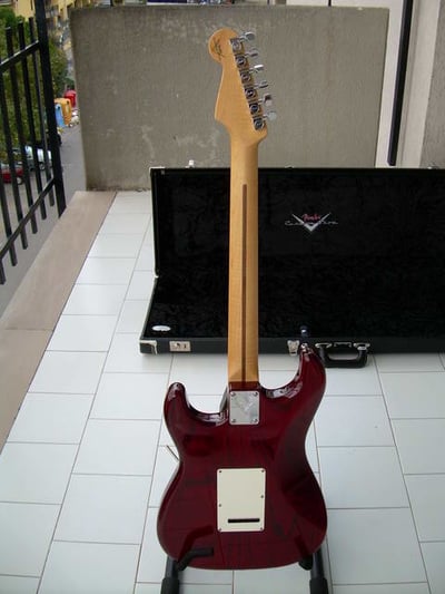 Custom Classic Stratocaster Back