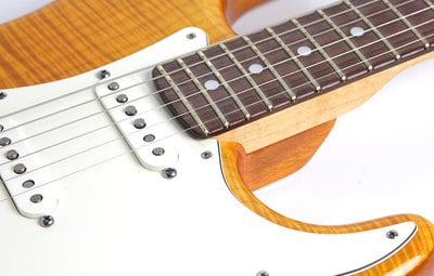 2012 Custom Deluxe Stratocaster body neck junction