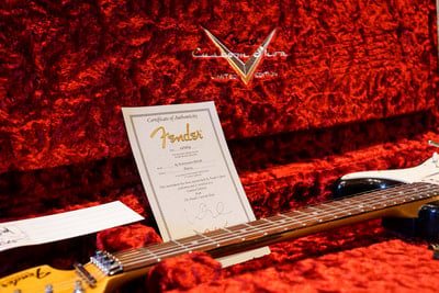 Limited Edition 1969 Relic Stratocaster certificate