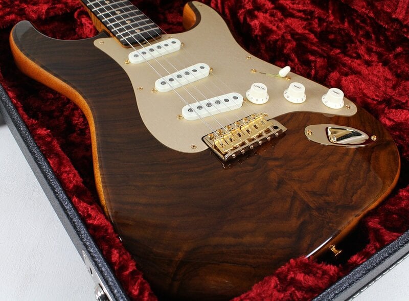 Artisan Figured Rosewood Stratocaster bottom side
