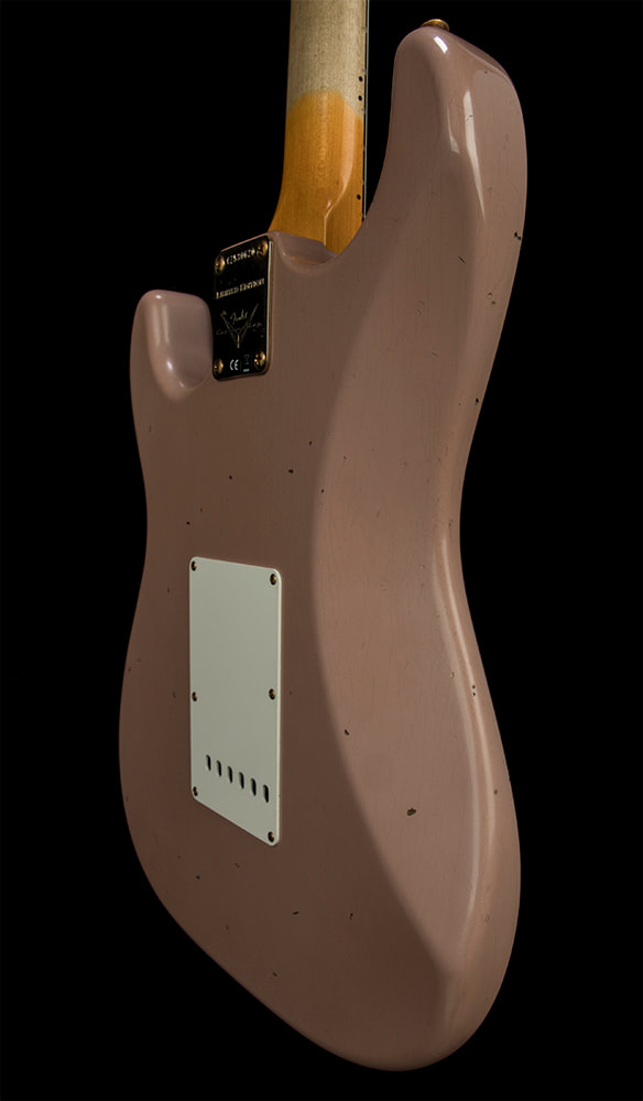 Limited '62 Bone Tone Stratocaster Journeyman Relic body back side