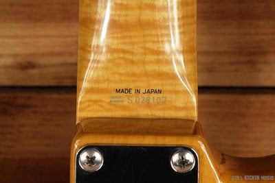 Foto Flame Stratocaster serial number