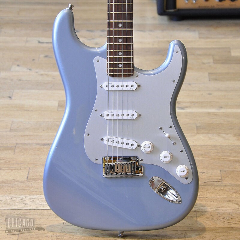 FSR 2012 American Deluxe stratocaster Body front