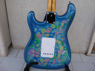 Classic Series Blue Flower Paisley Stratocaster body back