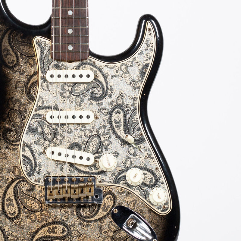 Limited '69 Black Paisley Stratocaster Relic pickguard