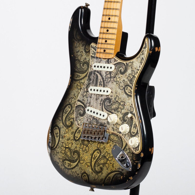 Limited 1968 Paisley Stratocaster Relic body side