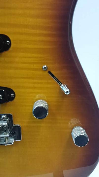FSR Standard Stratocaster FMT knobs and switch tip