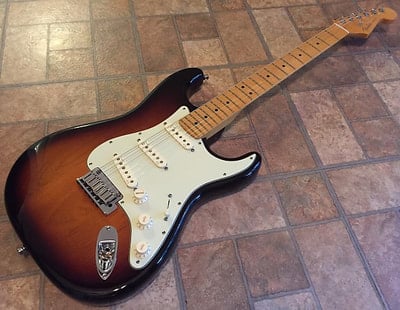 American Deluxe Stratocaster front