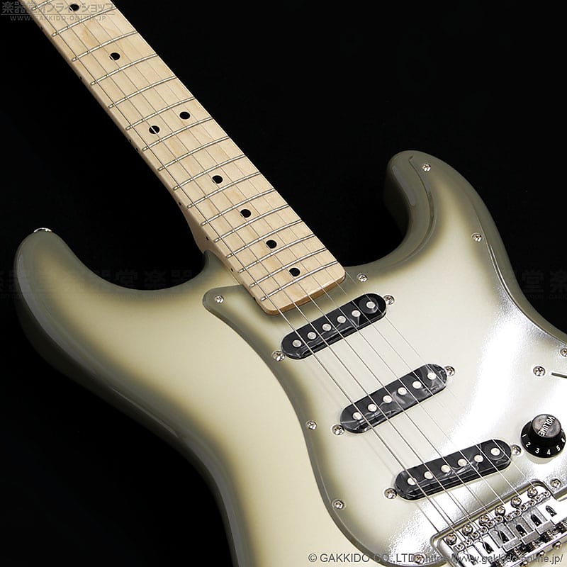 Limited Edition Antigua Stratocaster (Japan)