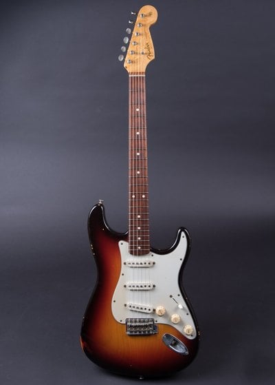Relic '60s Stratocaster front