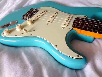 2011 FSR American Vintage '62 Stratocaster, Tropical Turquoise