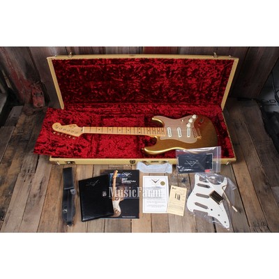 Limited Edition HLE Stratocaster with case