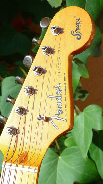 '57 Vintage Stratocaster "Squier Series" headstock