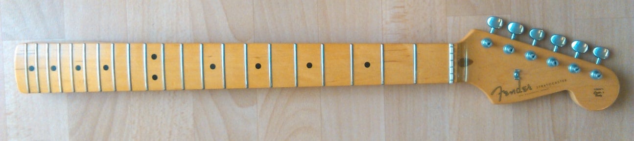 '57 Vintage Stratocaster Fretboard Dots