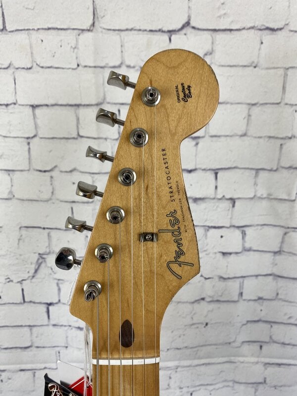 Vintera Road Worn '50s Stratocaster headstock
