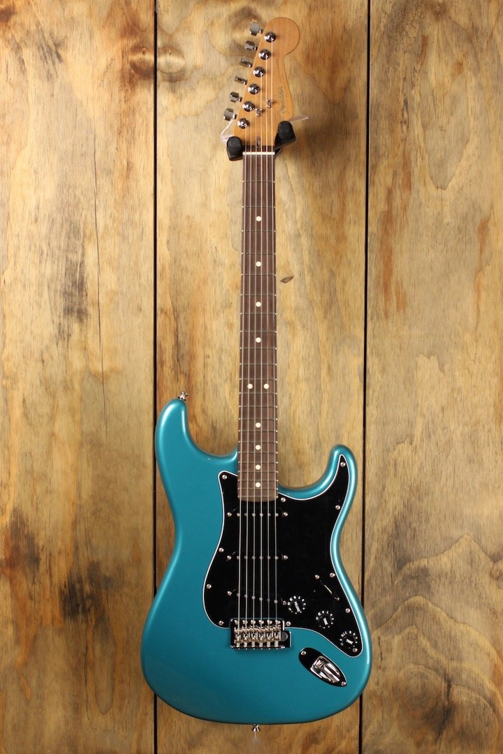 American Ash Stratocaster Ocean Turquoise front
