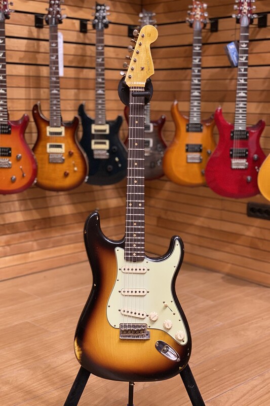 1960 stratocaster relic front