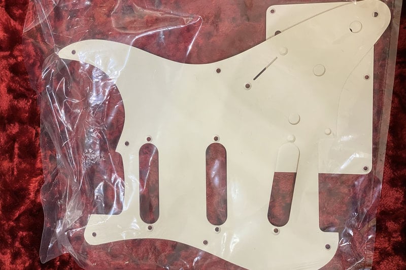 Limited Edition '58 Special Strat Journeyman Relic pickguard