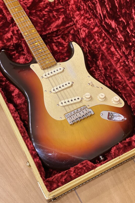 Limited Edition '58 Special Strat Journeyman Relic slanted body