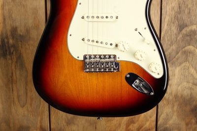 Classic '60s Stratocaster Laquer body bottom