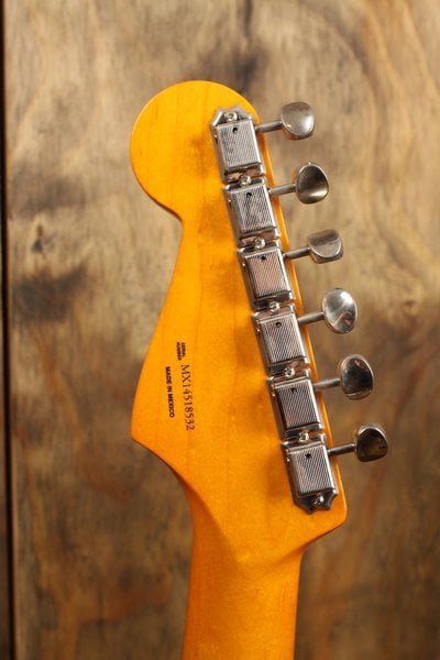 Classic '60s Stratocaster Laquer headstock back