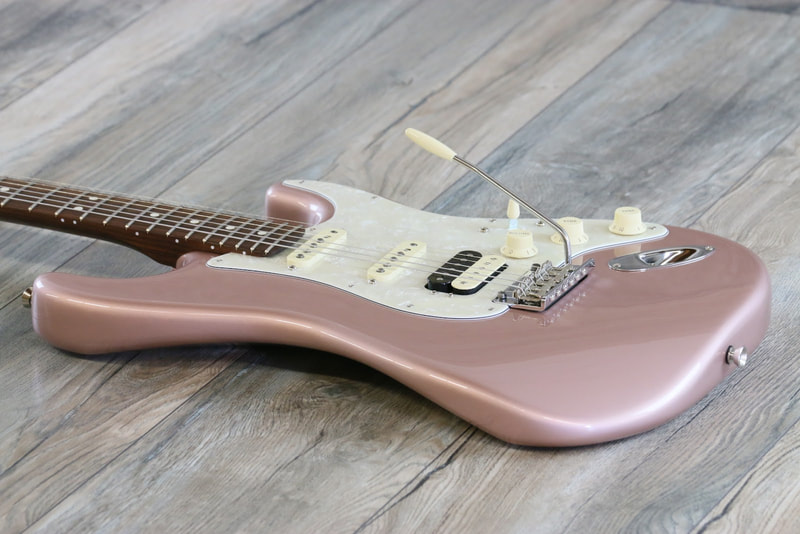 American Professional Stratocaster hss Rosewood Neck