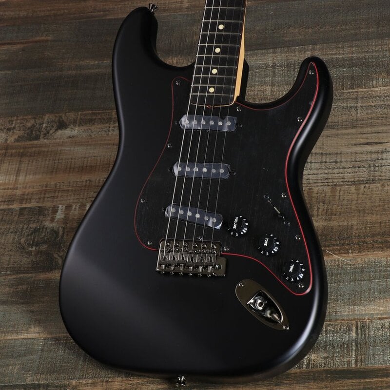 Limited Noir Stratocaster body