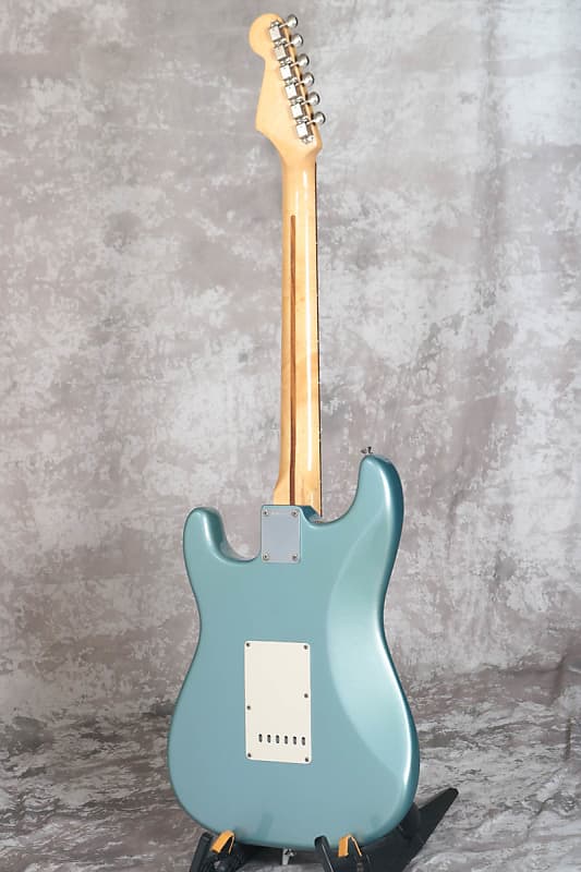 FSR Blue Deluxe Vintage Player 62 stratocaster Back