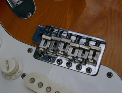 '62 Vintage Stratocaster "Squier Series" bridge