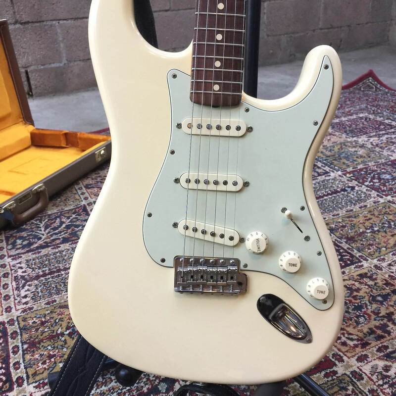 American Vintage '62 Stratocaster - FUZZFACED