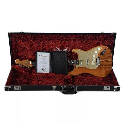 Artisan Koa Stratocaster Case open